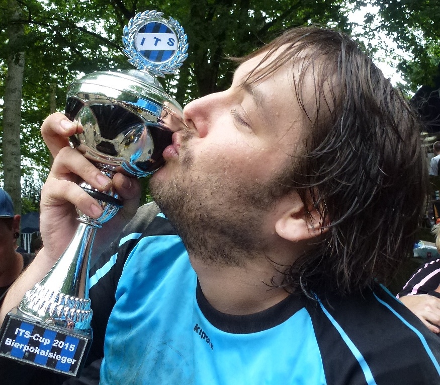 Its cup 2015   bierpokalsieger   turbojugend felsenmeer   foto 1 retina