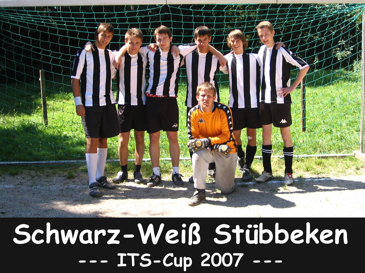 Its cup 2007   teamfotos   schwarz wei%c3%9f st%c3%bcbbeken retina
