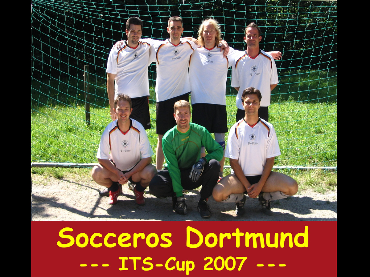 Its cup 2007   teamfotos   socceros dortmund retina