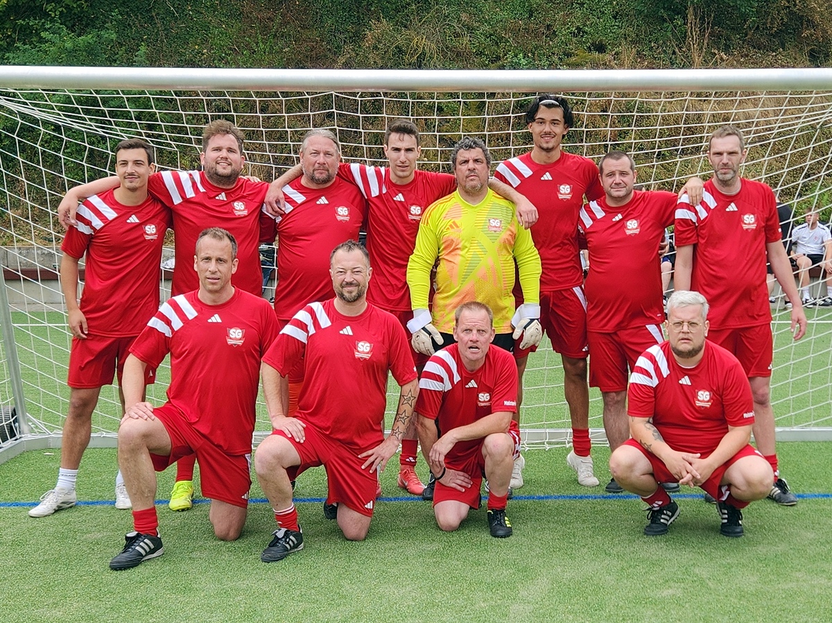 Its cup 2026   teamfotos   die nagelsm%c3%a4nner retina
