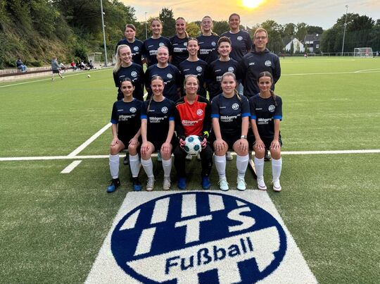 Its mannschaftsfoto 2025 26   damen large